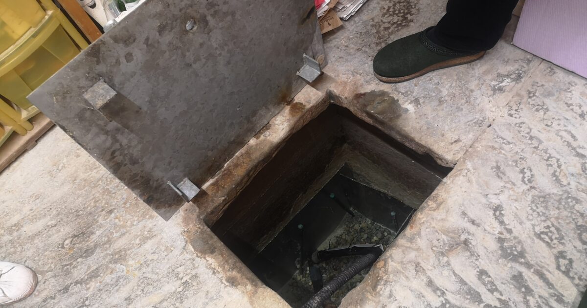 Leckageortung im Haus: Kosten, Geräte, Anbieter