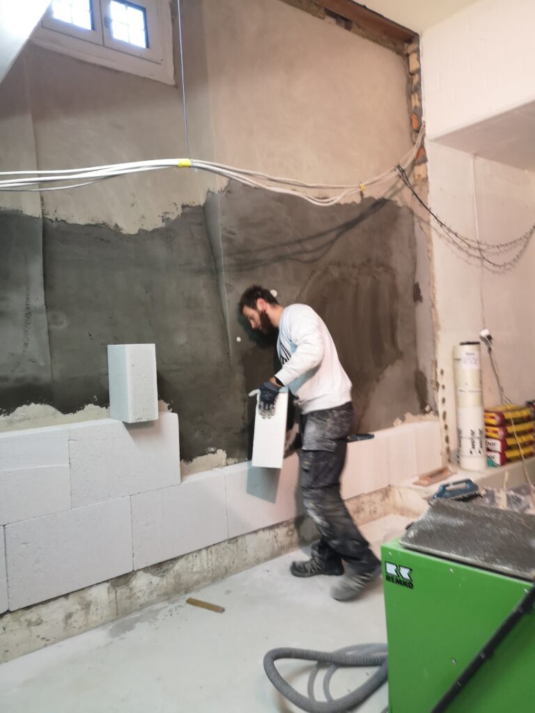 Kombination aus guter Dämmung und kontrollierter Lüftung