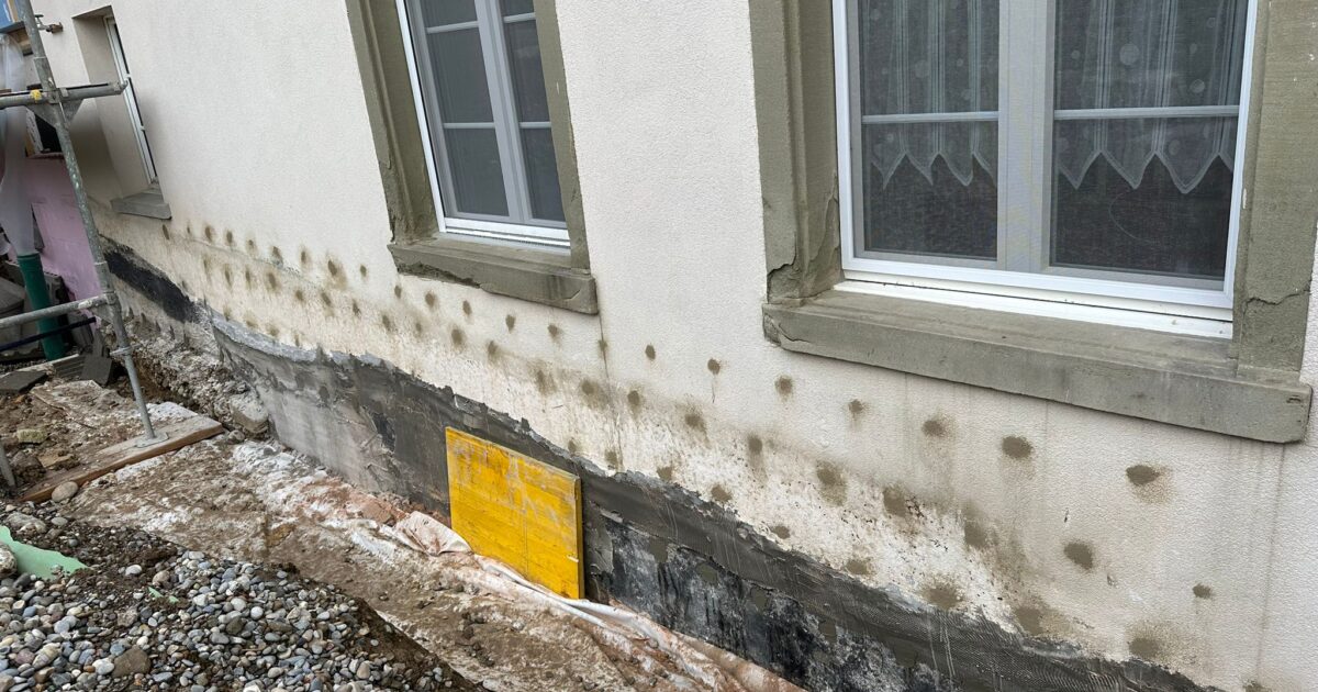 Haus trockenlegen: Methoden, Kosten & Erfahrungswerte